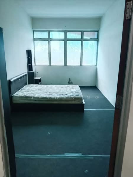 Kedai untuk Dijual di Senai (Johor) - Jayden Ng - Bedroom - PropertyGuru.com.my