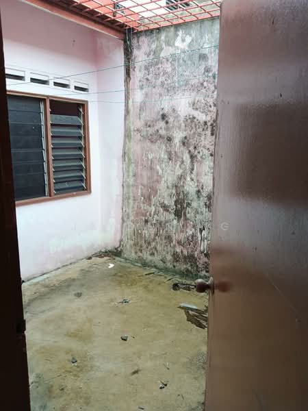 Kedai untuk Dijual di Senai (Johor) - Jayden Ng - Exterior - PropertyGuru.com.my