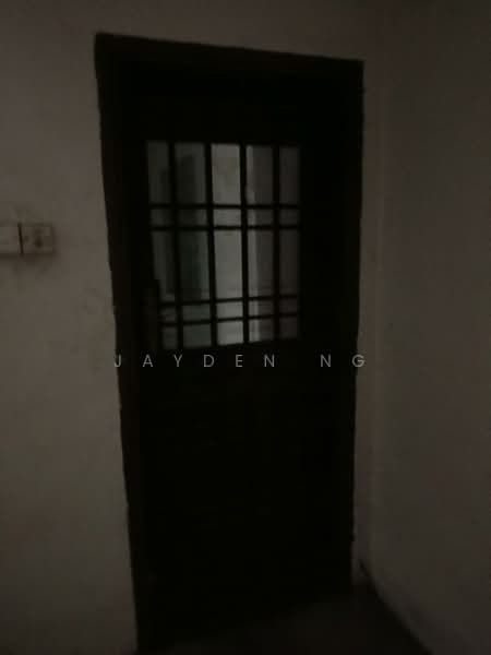 Kedai untuk Dijual di Senai (Johor) - Jayden Ng - Entrance - PropertyGuru.com.my