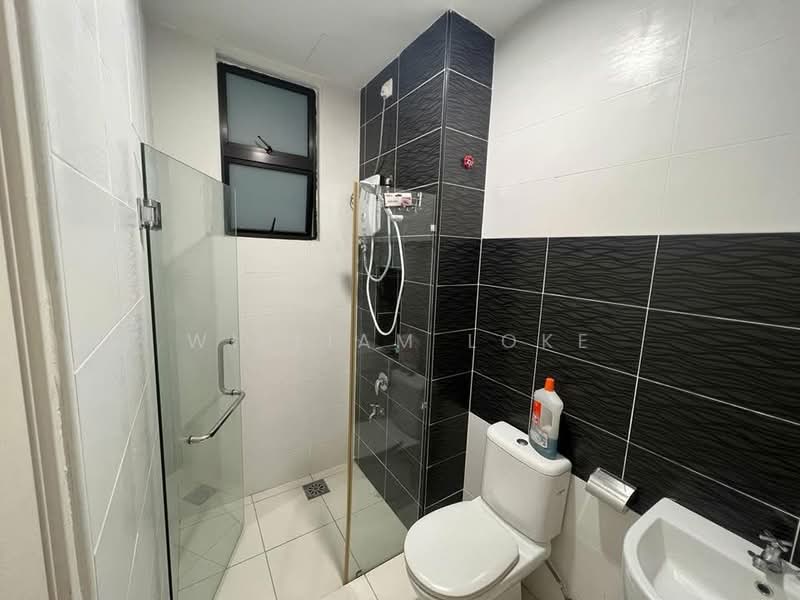 Service Residence for Rent at The Platino Serviced Apartment - William Loke - Bathroom - PropertyGuru.com.my