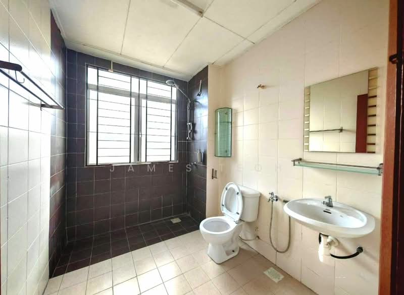 2-storey Terraced House for Sale in Klang (Selangor) - James Teoh - Bathroom - PropertyGuru.com.my