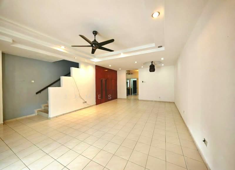 2-storey Terraced House for Sale in Klang (Selangor) - James Teoh - Living Room - PropertyGuru.com.my