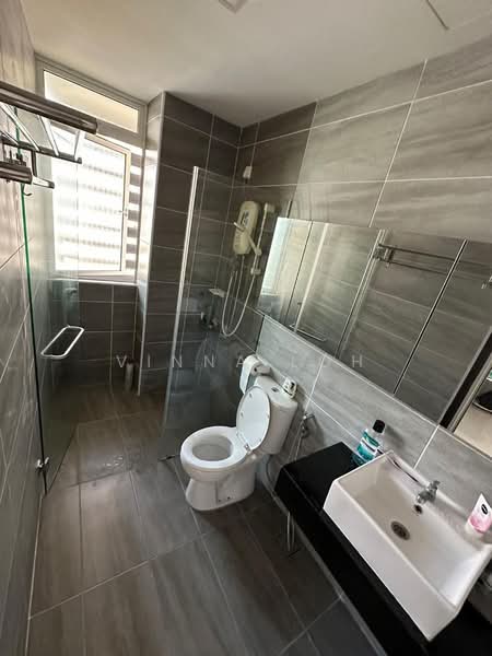 Servis Apartment untuk Dijual di KSL Residence @ Daya - Vinna Loh - Bathroom - PropertyGuru.com.my