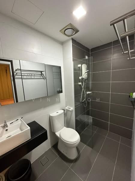Servis Apartment untuk Dijual di KSL Residence @ Daya - Vinna Loh - Bathroom - PropertyGuru.com.my
