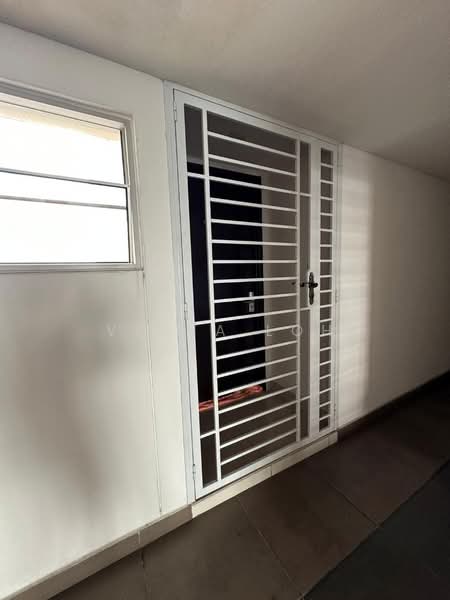 Servis Apartment untuk Dijual di KSL Residence @ Daya - Vinna Loh - Entrance - PropertyGuru.com.my