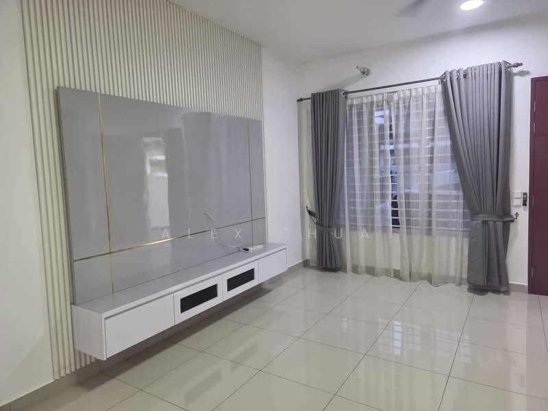 Rumah Teres 2 Tingkat untuk Disewa di Kota Kemuning (Shah Alam) - Alex Chua - Living Room - PropertyGuru.com.my