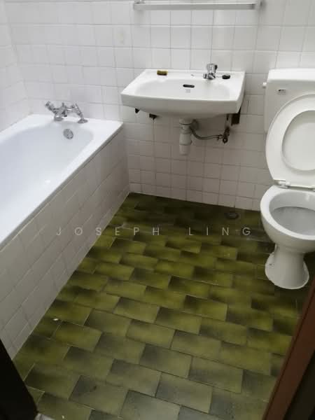 Rumah Teres 1 Tingkat untuk Disewa di Taman Tun Dr Ismail (Kuala Lumpur) - Joseph Ling - Bathroom - PropertyGuru.com.my