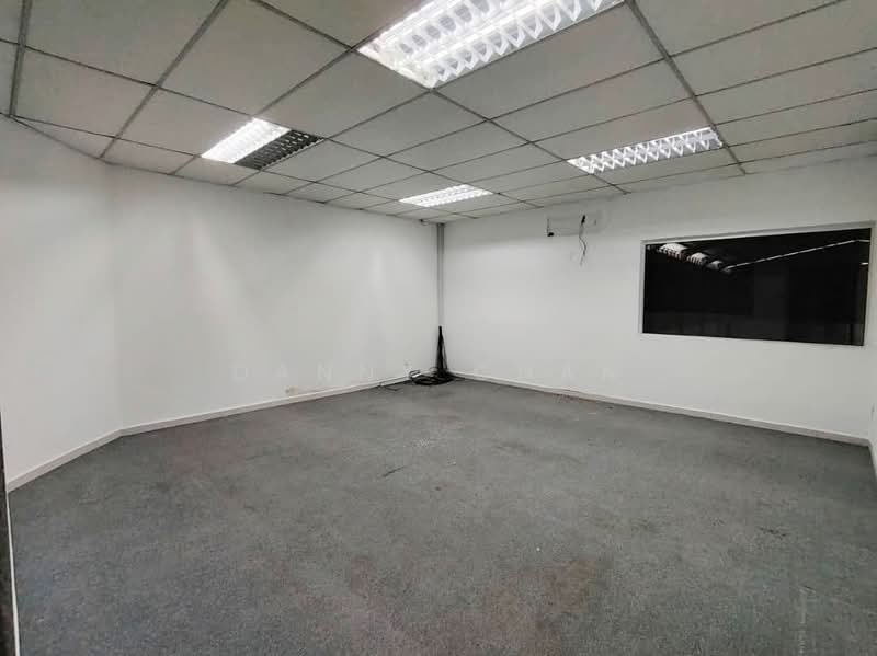 Gudang untuk Disewa di Subang Light Industrial Park (Subang Jaya) - Danny Chan - Interior - PropertyGuru.com.my