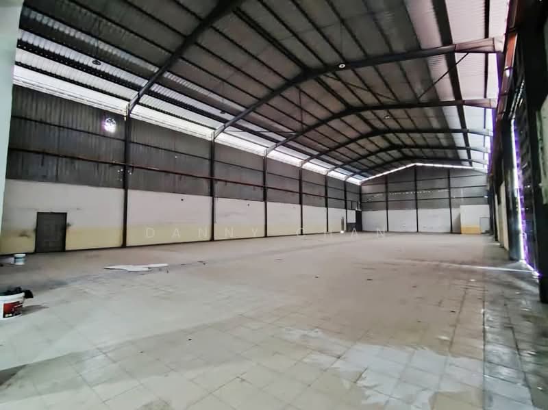Gudang untuk Disewa di Subang Light Industrial Park (Subang Jaya) - Danny Chan - Interior - PropertyGuru.com.my