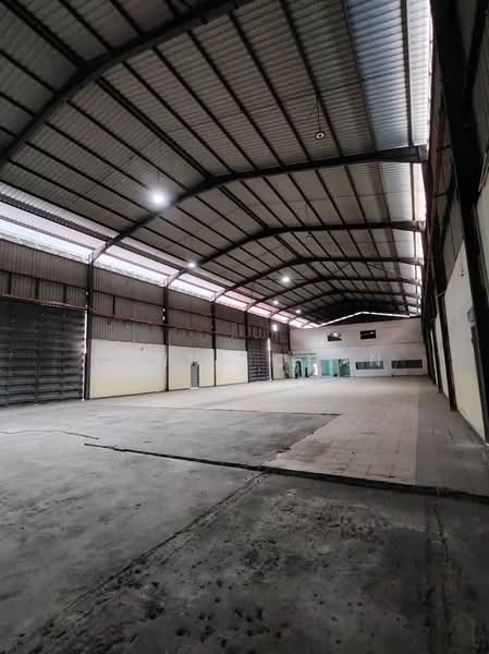 Gudang untuk Disewa di Subang Light Industrial Park (Subang Jaya) - Danny Chan - Interior - PropertyGuru.com.my