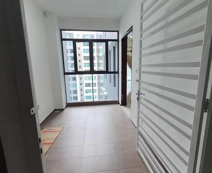 Condominium for Rent at Residensi Harmoni 2 - TOMMY TAN - Corridor - PropertyGuru.com.my