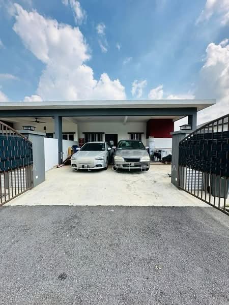 Rumah Berkembar untuk Dijual di Seremban (Negeri Sembilan) - Azrul Othman - Exterior - PropertyGuru.com.my