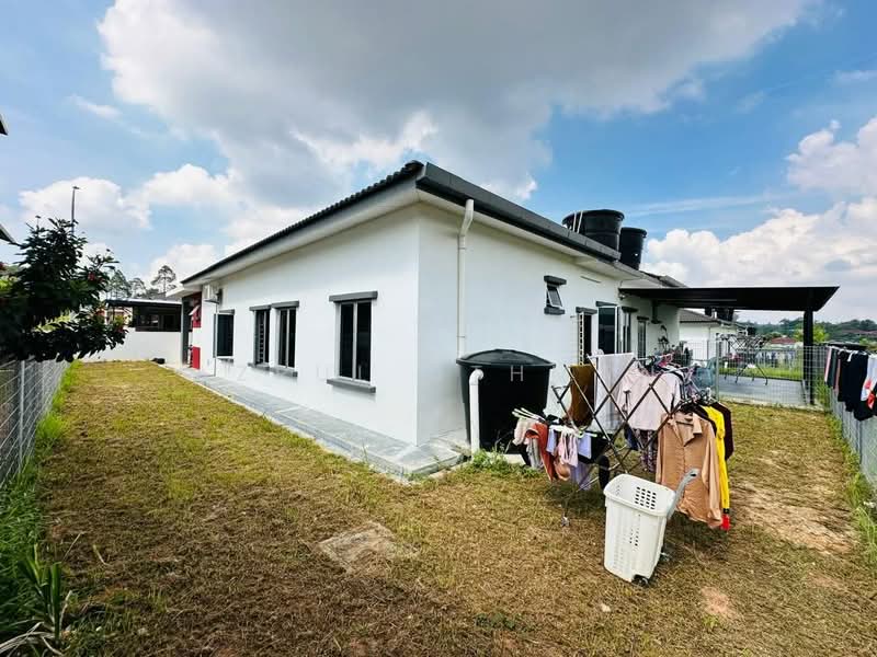 Rumah Berkembar untuk Dijual di Seremban (Negeri Sembilan) - Azrul Othman - Exterior - PropertyGuru.com.my