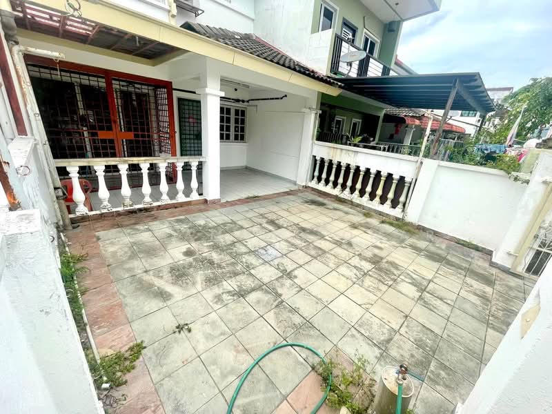 2-storey Terraced House for Sale in Ampang (Kuala Lumpur) - Mohammad Omar - Exterior - PropertyGuru.com.my