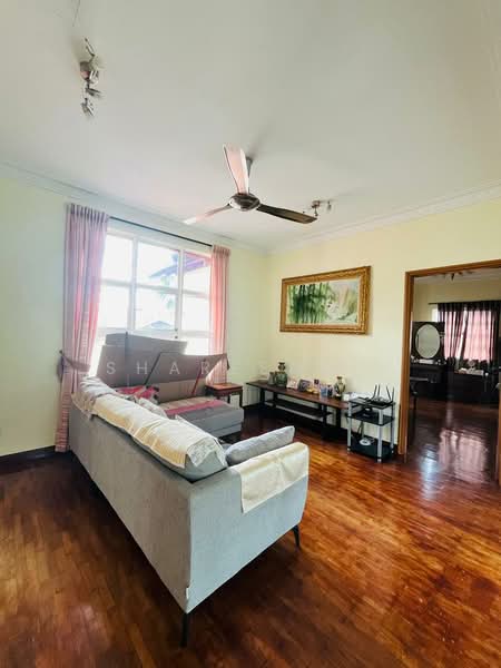 Bungalow for Sale in Ampang Jaya (Ampang) - Shareena . - Living Room - PropertyGuru.com.my