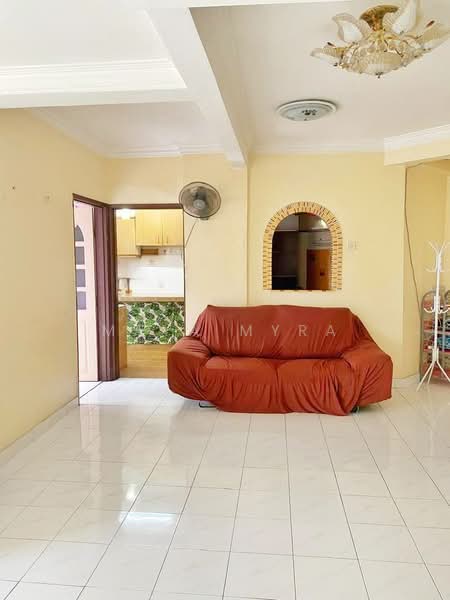 Kondominium untuk Dijual di Sri Suajaya Condominium - Maya Myra - Living Room - PropertyGuru.com.my