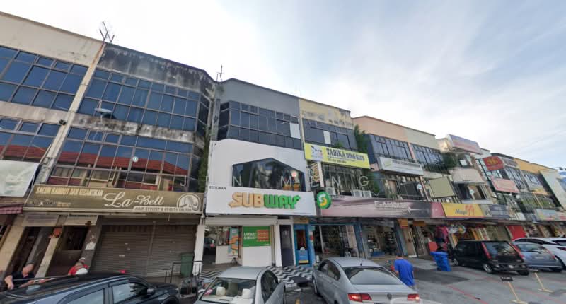Shop for Sale in Taman Putra (Ampang) - Jun Ming - Exterior - PropertyGuru.com.my