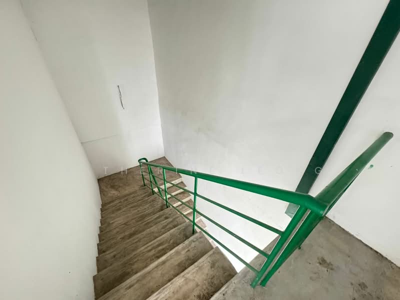 Factory for Sale in Rawang (Selangor) - Katherine Leong - Corridor - PropertyGuru.com.my