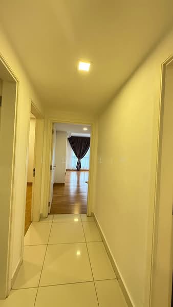 Kondominium untuk Disewa di Teega Residences - Liew Lih Yi - Corridor - PropertyGuru.com.my