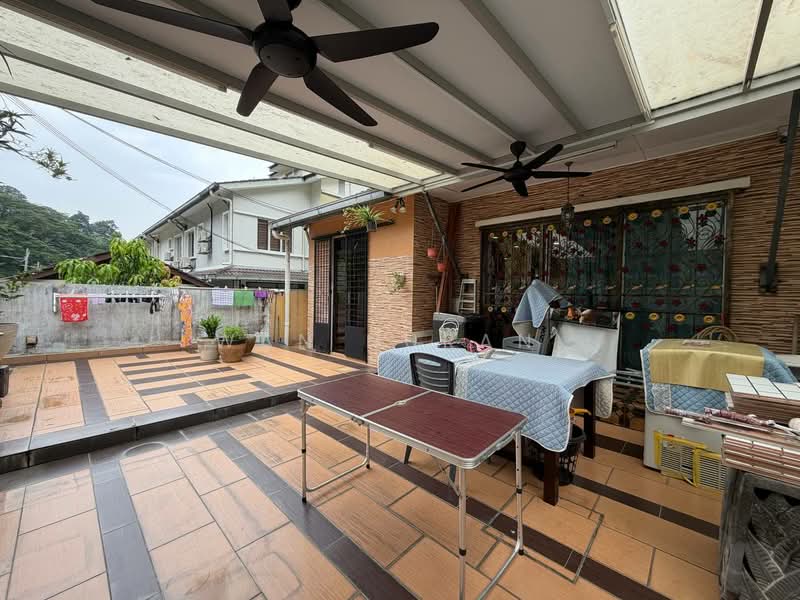 Townhouse for Sale in Taman Raintree (Batu Caves) - Wan Nurani - PropertyGuru.com.my