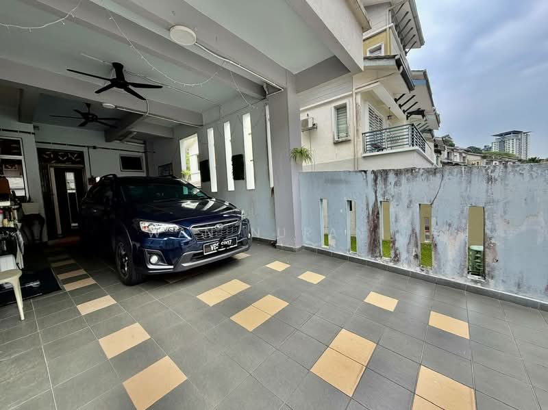 Townhouse for Sale in Taman Raintree (Batu Caves) - Wan Nurani - PropertyGuru.com.my