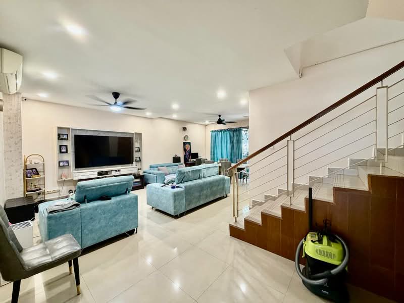 Townhouse for Sale in Taman Raintree (Batu Caves) - Wan Nurani - PropertyGuru.com.my