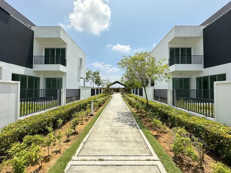Semi-Detached House for Sale in Eco Forest (Semenyih) - Lukman Hakim - Exterior - PropertyGuru.com.my