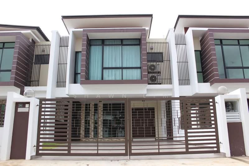 Rumah Teres 2 Tingkat untuk Dijual di Taman Seri Austin (Tebrau) - Shawn Lim - PropertyGuru.com.my