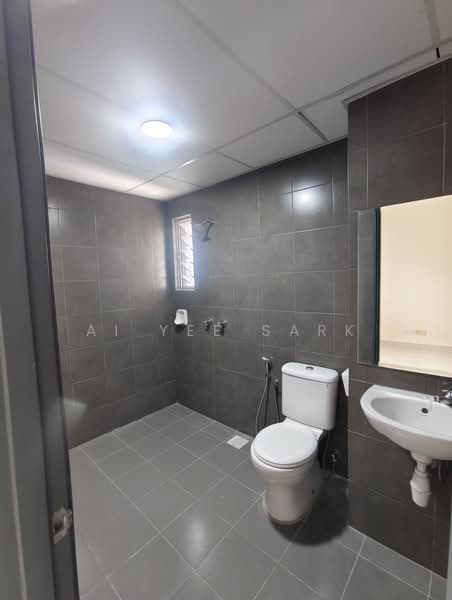 Kondominium untuk Disewa di Condominium Akasia Bukit Jalil - Ai Yee Sark - Bathroom - PropertyGuru.com.my