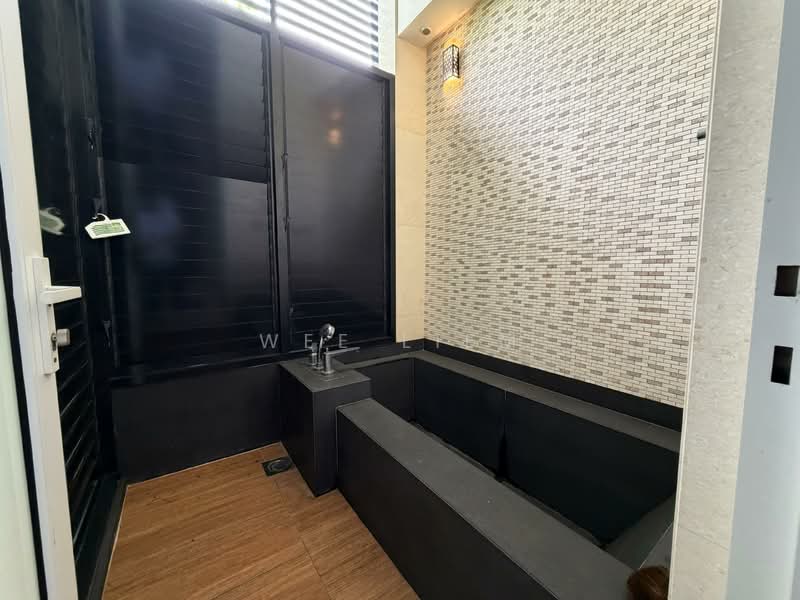 Bungalow for Sale in Tanjung Tokong (Penang) - Wee Liem - Bathroom - PropertyGuru.com.my