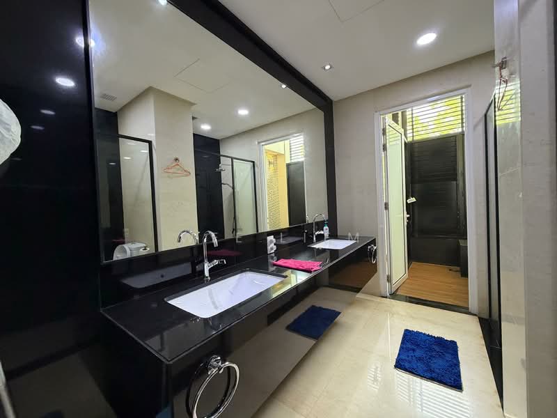 Bungalow for Sale in Tanjung Tokong (Penang) - Wee Liem - Bathroom - PropertyGuru.com.my