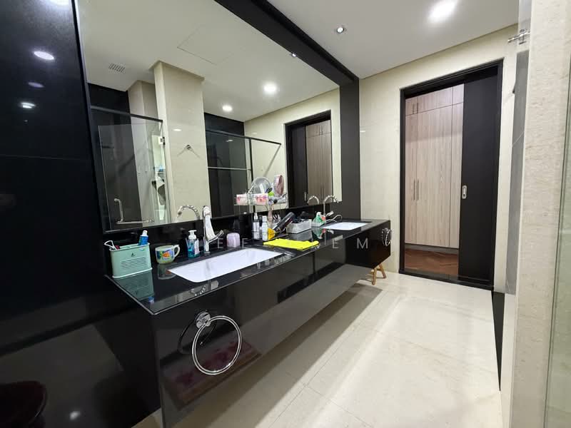 Bungalow for Sale in Tanjung Tokong (Penang) - Wee Liem - Bathroom - PropertyGuru.com.my