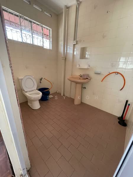 Bungalow for Rent in Taman Sri Tebrau (Johor Bahru) - Jessy Koh - Bathroom - PropertyGuru.com.my