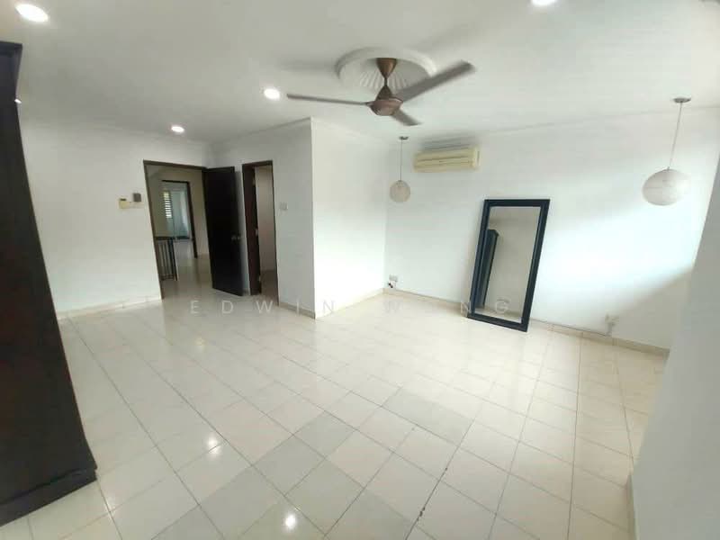 Rumah Teres untuk Dijual di Laman Rimbunan (Kepong) - Edwin Wong - Living Room - PropertyGuru.com.my