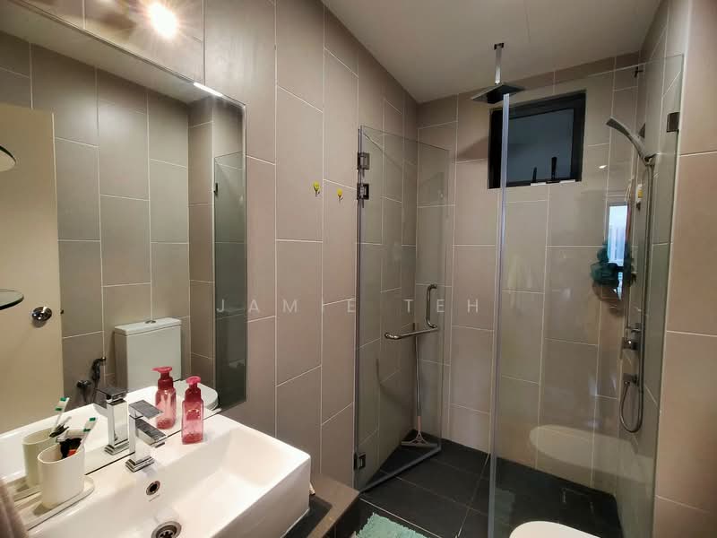 Kondominium untuk Dijual di The Andes Condo Villa @ Bukit Jalil - Jamie Teh - Bathroom - PropertyGuru.com.my
