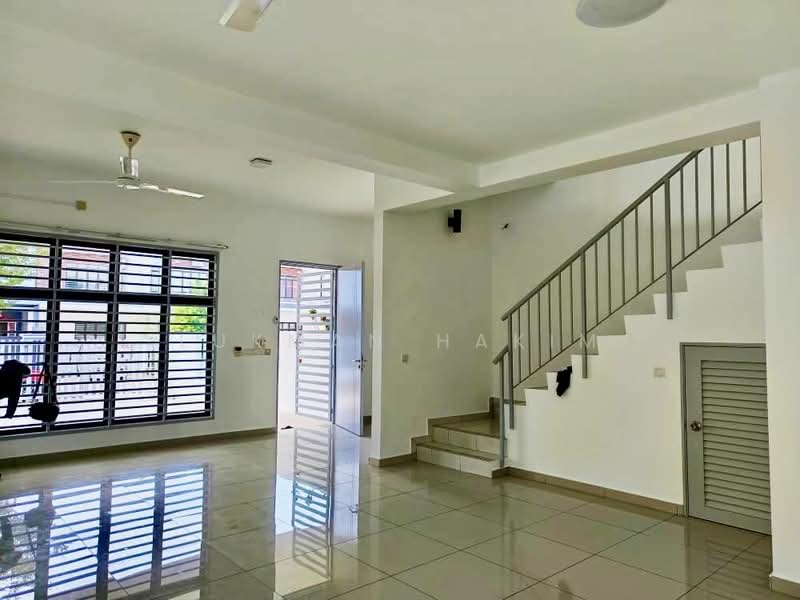 2-storey Terraced House for Sale in Semenyih (Selangor) - Lukman Hakim - PropertyGuru.com.my