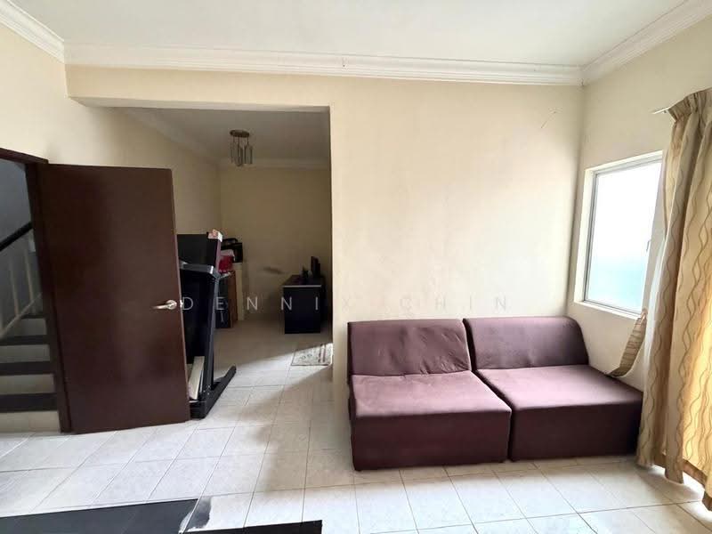 Rumah Teres 2.5-Tingkat untuk Dijual di Bandar Sungai Long (Selangor) - Dennix Chin - Living Room - PropertyGuru.com.my