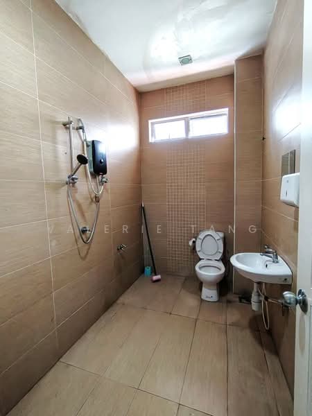 Semi-Detached House for Sale in Taman Lucky (Bangsar) - Valerie Tang - Bathroom - PropertyGuru.com.my