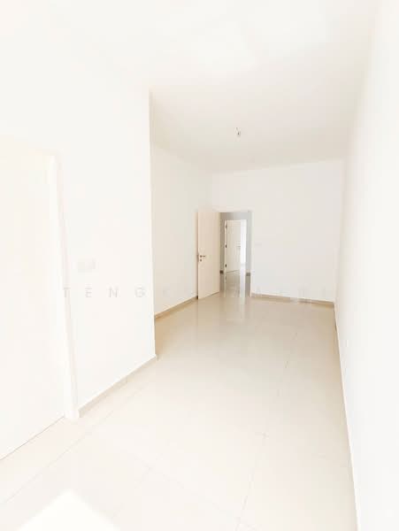 Terraced House for Sale in Bandar Sri Sendayan (Negeri Sembilan) - Tengku Zairi - PropertyGuru.com.my