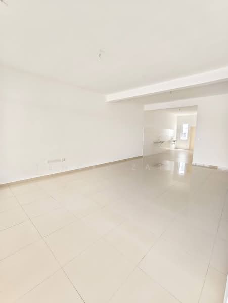 Terraced House for Sale in Bandar Sri Sendayan (Negeri Sembilan) - Tengku Zairi - PropertyGuru.com.my