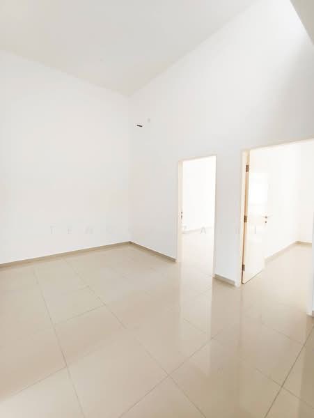 Terraced House for Sale in Bandar Sri Sendayan (Negeri Sembilan) - Tengku Zairi - PropertyGuru.com.my