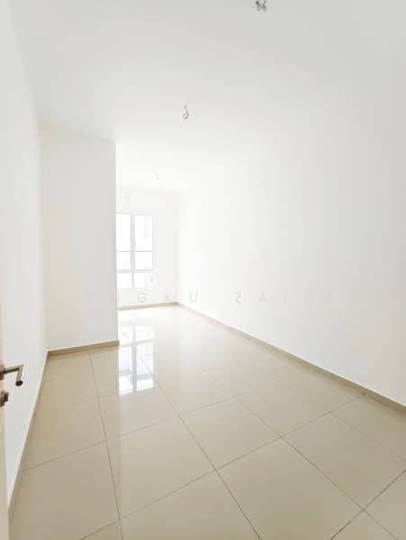 Terraced House for Sale in Bandar Sri Sendayan (Negeri Sembilan) - Tengku Zairi - PropertyGuru.com.my