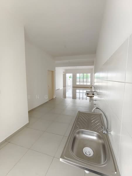 Terraced House for Sale in Bandar Sri Sendayan (Negeri Sembilan) - Tengku Zairi - PropertyGuru.com.my