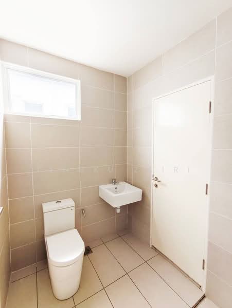 Terraced House for Sale in Bandar Sri Sendayan (Negeri Sembilan) - Tengku Zairi - PropertyGuru.com.my