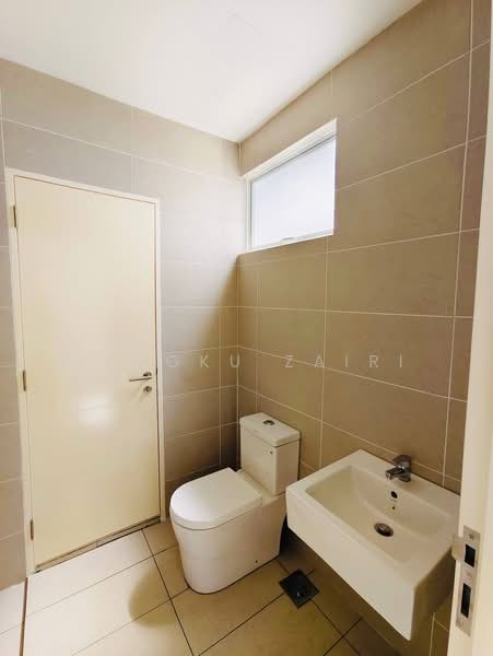 Terraced House for Sale in Bandar Sri Sendayan (Negeri Sembilan) - Tengku Zairi - PropertyGuru.com.my