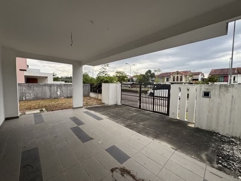 Rumah Berkembar untuk Dijual di Bandar Dato Onn (Tebrau) - Shawn Lim - PropertyGuru.com.my