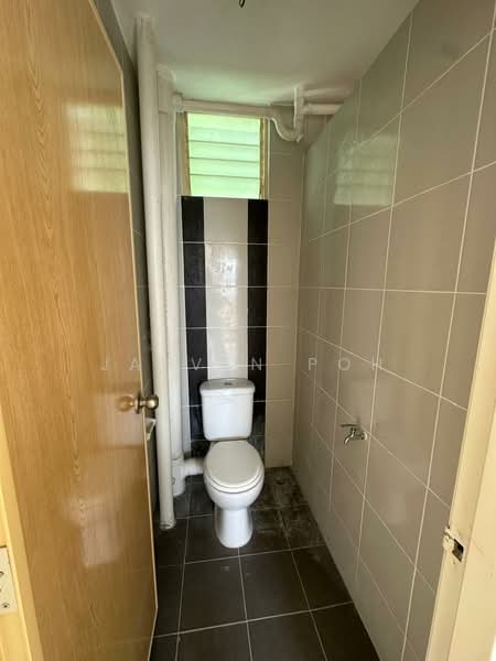 Apartment for Sale at Idaman Selasih - Jayven Poh - Bathroom - PropertyGuru.com.my