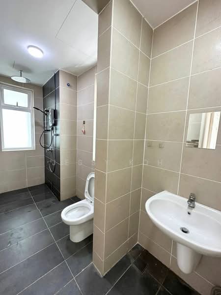 Service Residence for Rent at TriTower Residence @ Johor Bahru Sentral - Jessy Koh - Bathroom - PropertyGuru.com.my