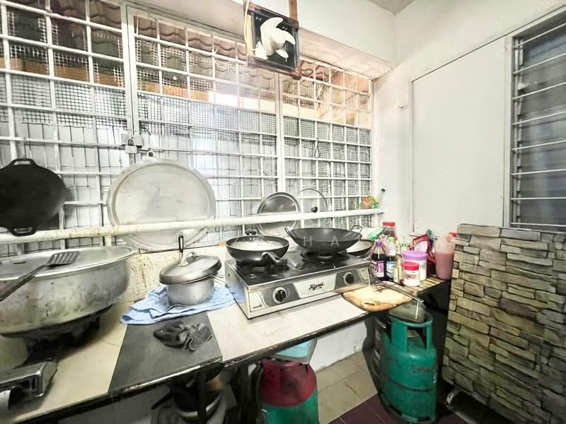 Apartment for Sale at Vista Lavender - Mu'izz Halim - Kitchen - PropertyGuru.com.my