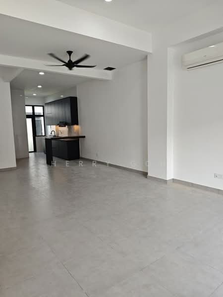 2-storey Terraced House for Rent in Taman Mount Austin (Tebrau) - Herry Goh - Kitchen - PropertyGuru.com.my